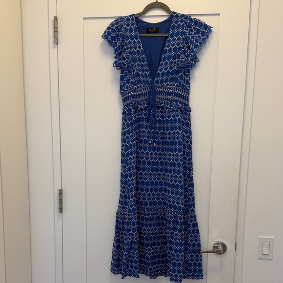 Blue flutter sleeve Maxi Dress - Picture 1 of 4
